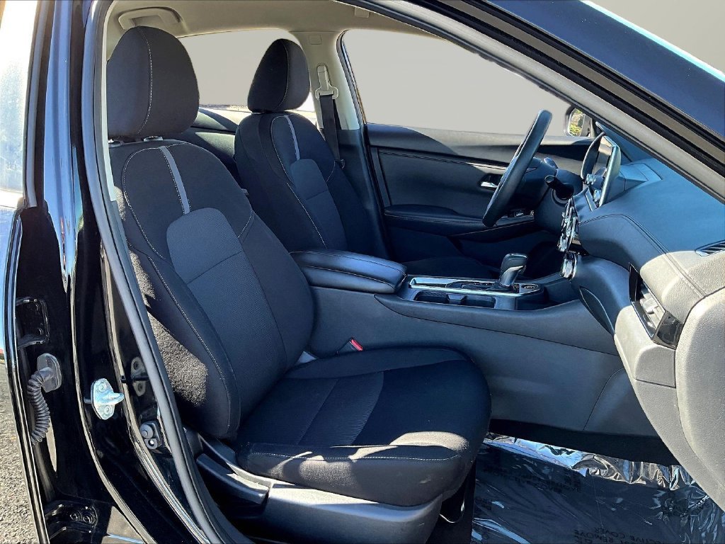 Used 2024 Nissan Sentra SV FWD image 32