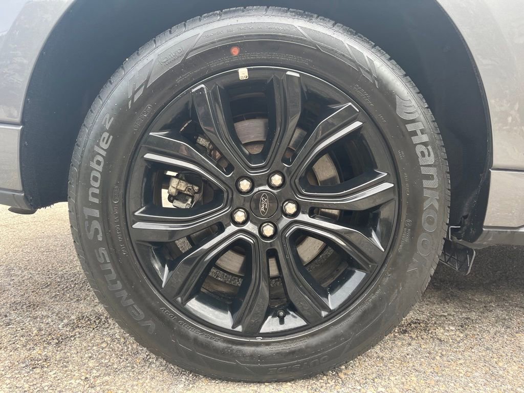 Certified 2023 Ford Edge SE w/ Black Appearance Package image 22