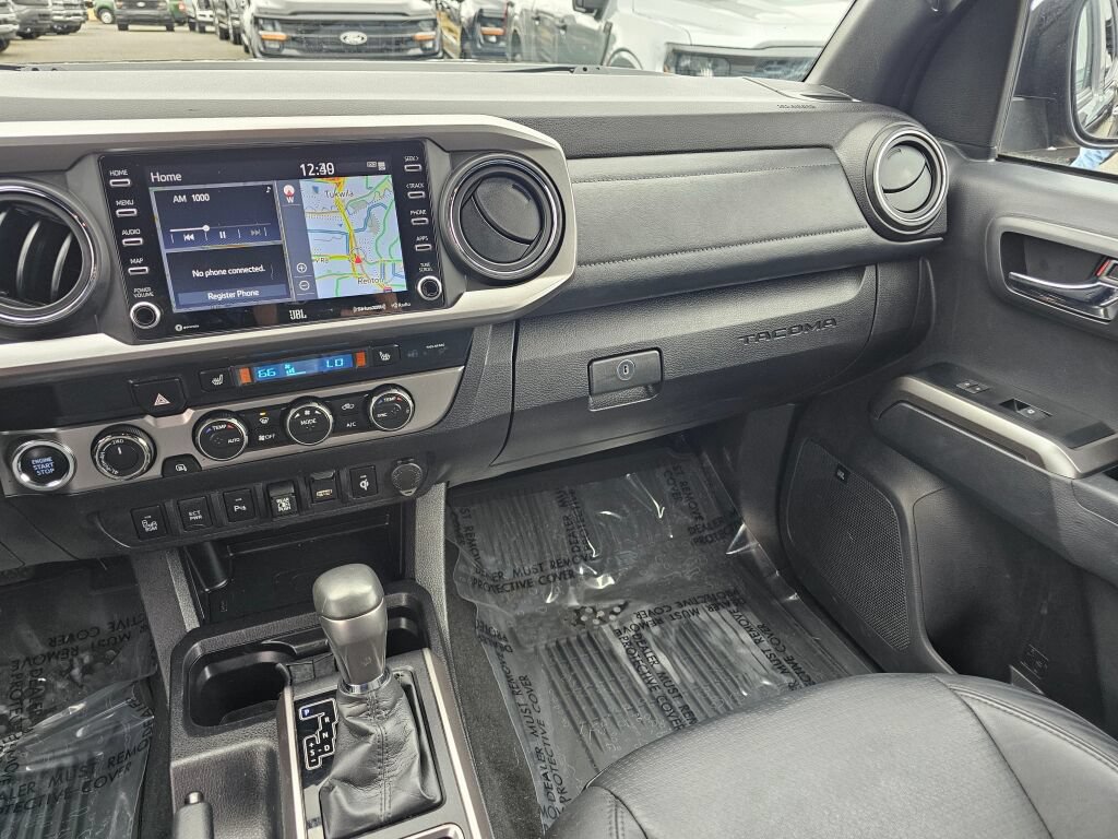 Used 2023 Toyota Tacoma Limited w/ Black Out Package (TMS) AWD/4WD image 15