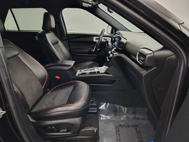 Certified 2022 Ford Explorer ST-Line AWD/4WD image 29