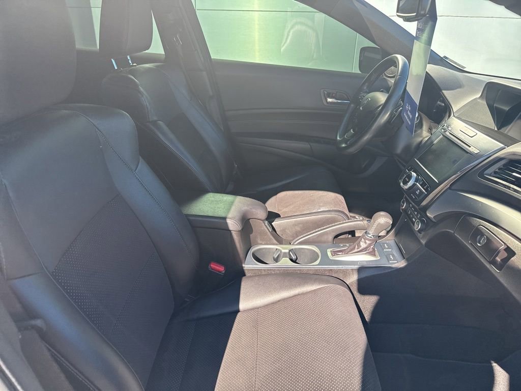 Used 2018 Acura ILX w/ Technology Plus & A-SPEC image 24