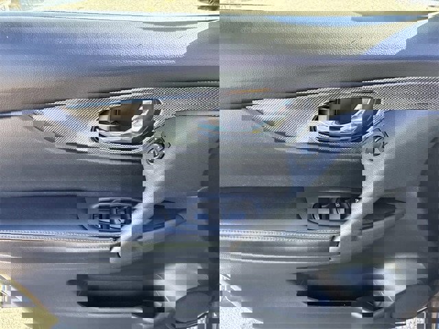 Used 2016 Nissan Rogue SL w/ SL Premium Package image 25