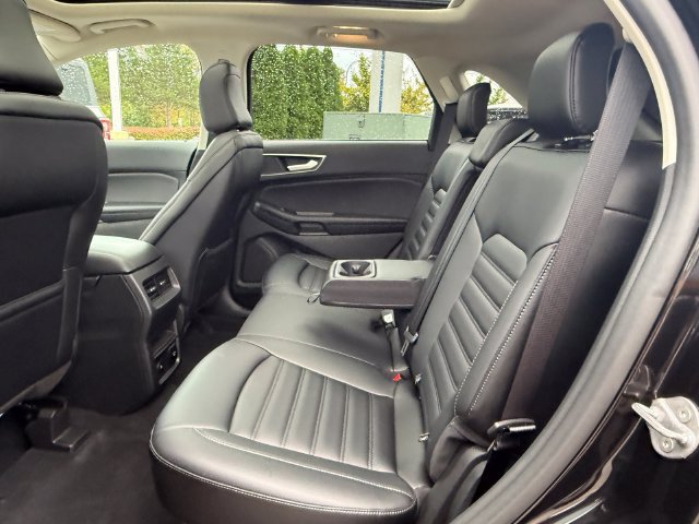 Certified 2024 Ford Edge SEL w/ Convenience Package AWD/4WD image 9