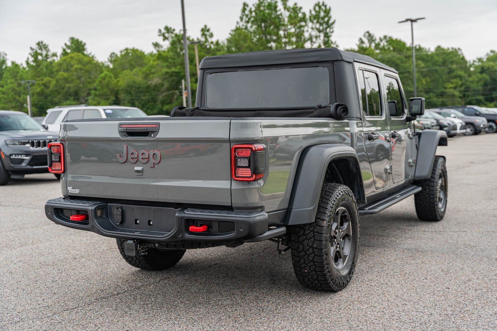 Used 2021 Jeep Gladiator Rubicon w/ Safety Group image 5