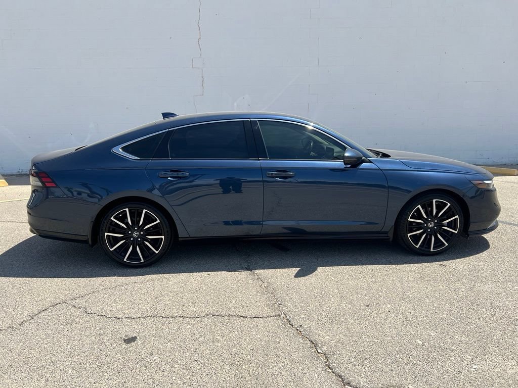 Used 2023 Honda Accord Touring image 8