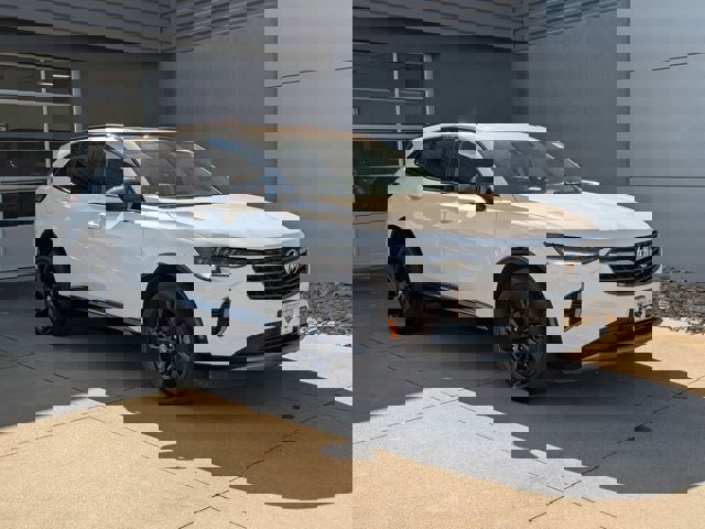 Used 2023 Buick Envision Essence w/ Technology Package I