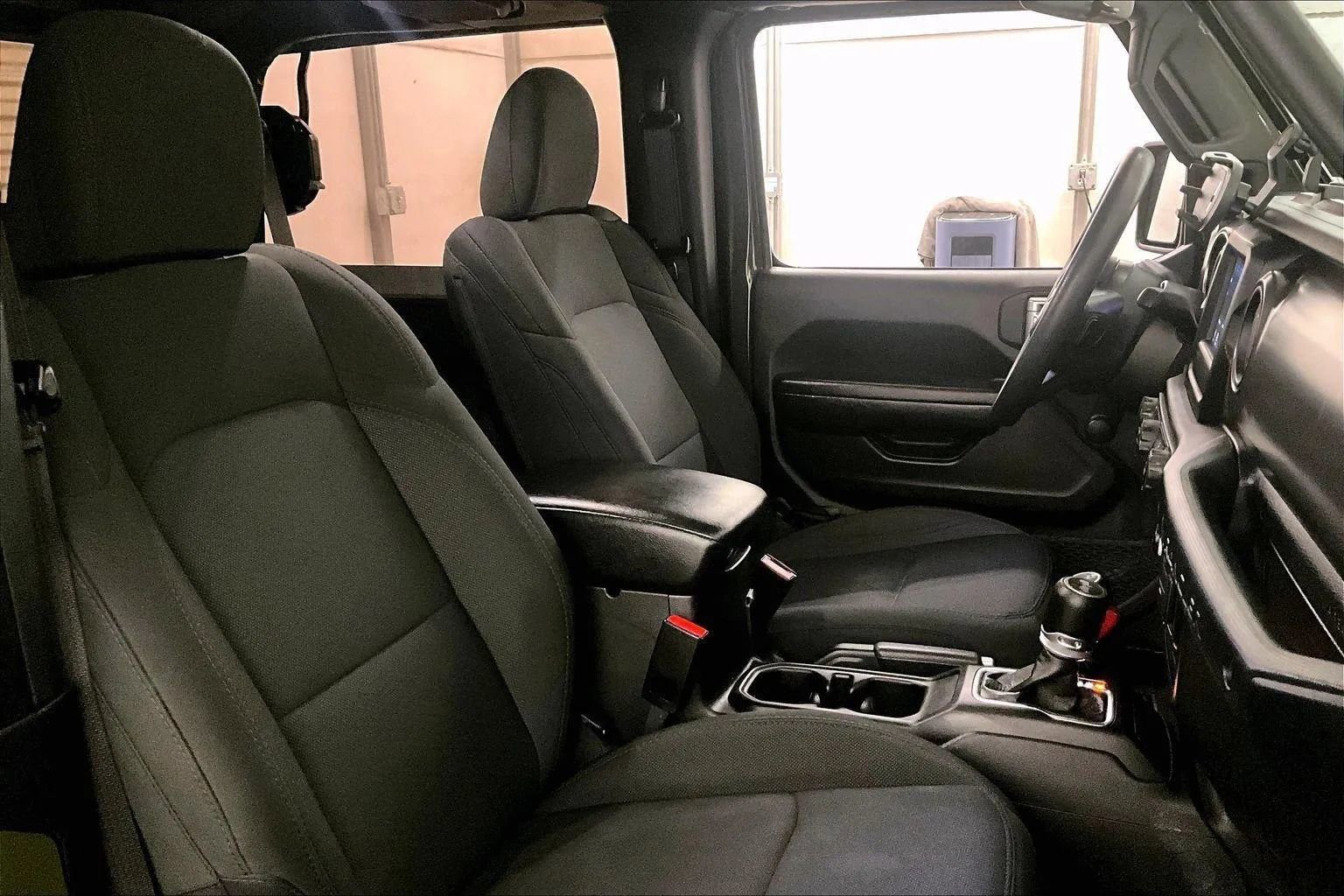 Used 2023 Jeep Wrangler Sport image 7