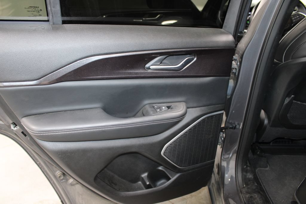 Used 2022 Jeep Grand Cherokee Altitude RWD image 22