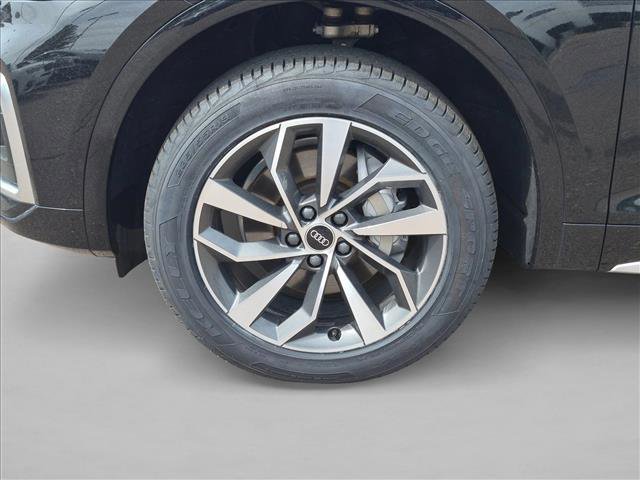 Used 2022 Audi Q5 2.0T Premium Plus w/ Premium Plus Package AWD/4WD image 8
