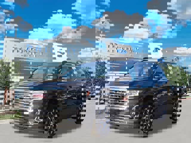 Used 2023 GMC Acadia SLT