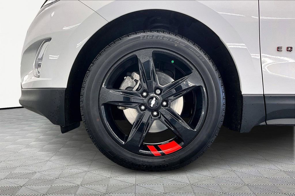 Used 2020 Chevrolet Equinox Premier w/ Premier Redline Edition image 11