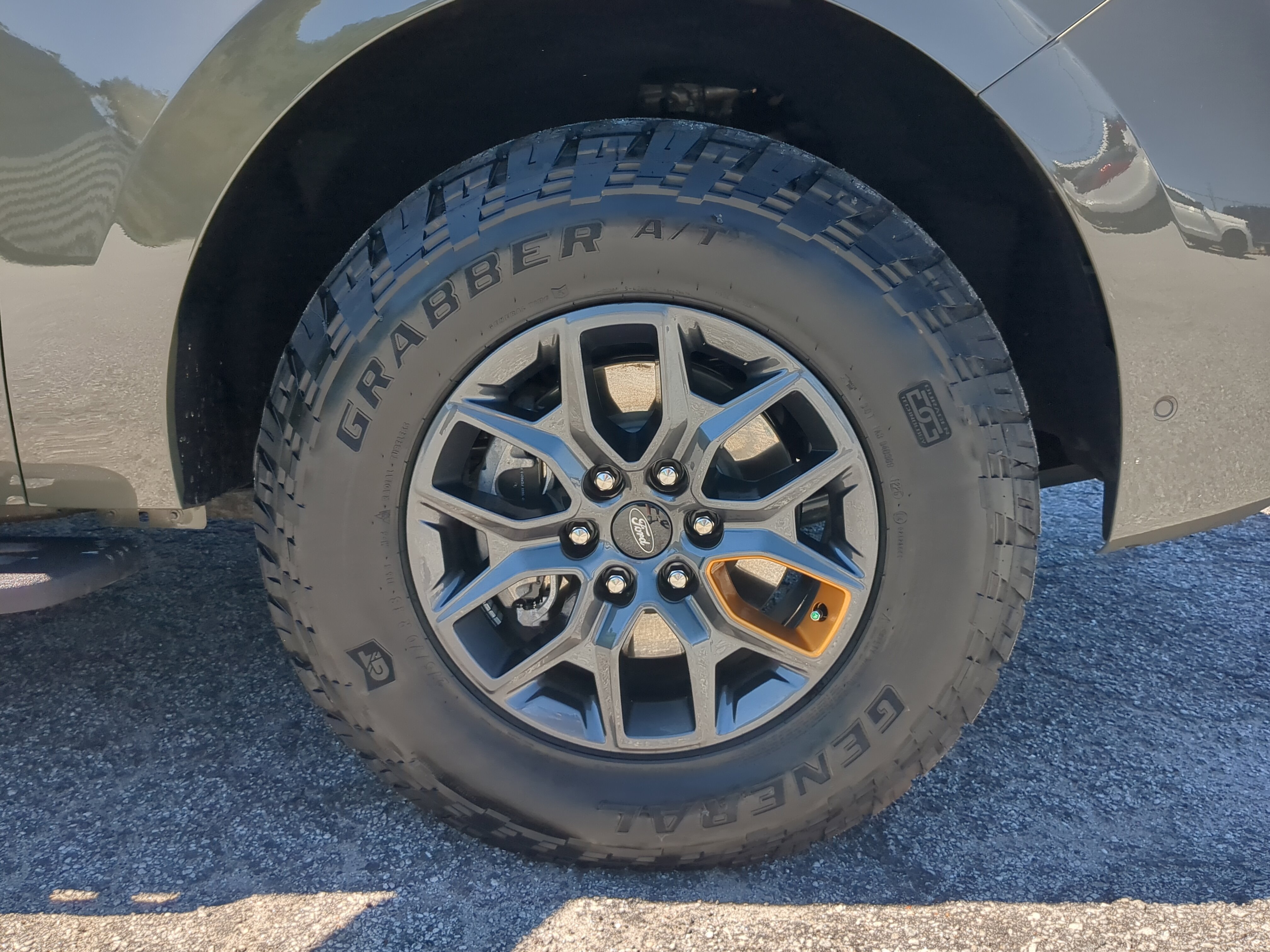 Certified 2025 Ford Expedition Tremor AWD/4WD image 9