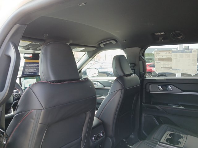 Certified 2025 Ford Explorer ST-Line w/ Premium Package AWD/4WD image 23