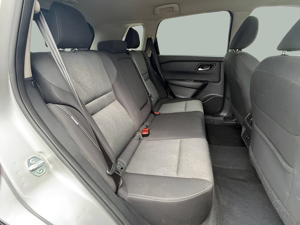 Used 2024 Nissan Rogue SV AWD/4WD image 20