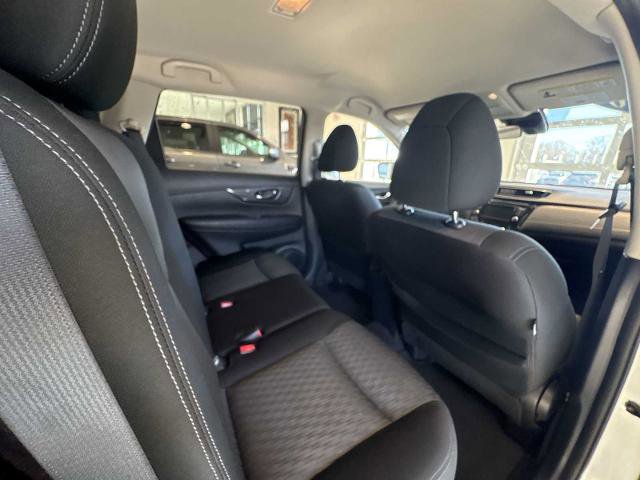 Used 2020 Nissan Rogue SV image 25