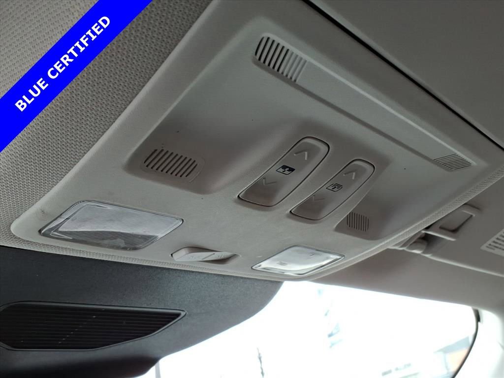 Certified 2022 Ford Escape Titanium w/ Titanium Elite Package image 24