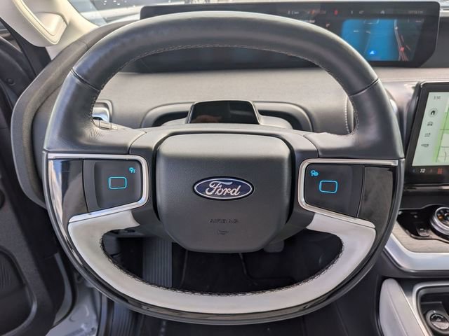 Certified 2025 Ford Expedition Platinum AWD/4WD image 19
