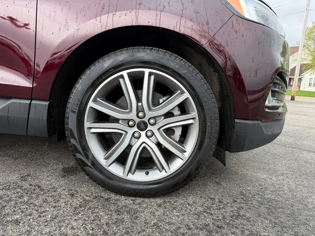 Certified 2024 Ford Edge Titanium w/ Equipment Group 301A AWD/4WD image 34