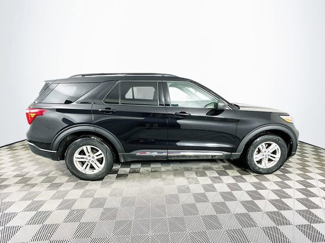 Certified 2023 Ford Explorer XLT w/ Equipment Group 202A image 6
