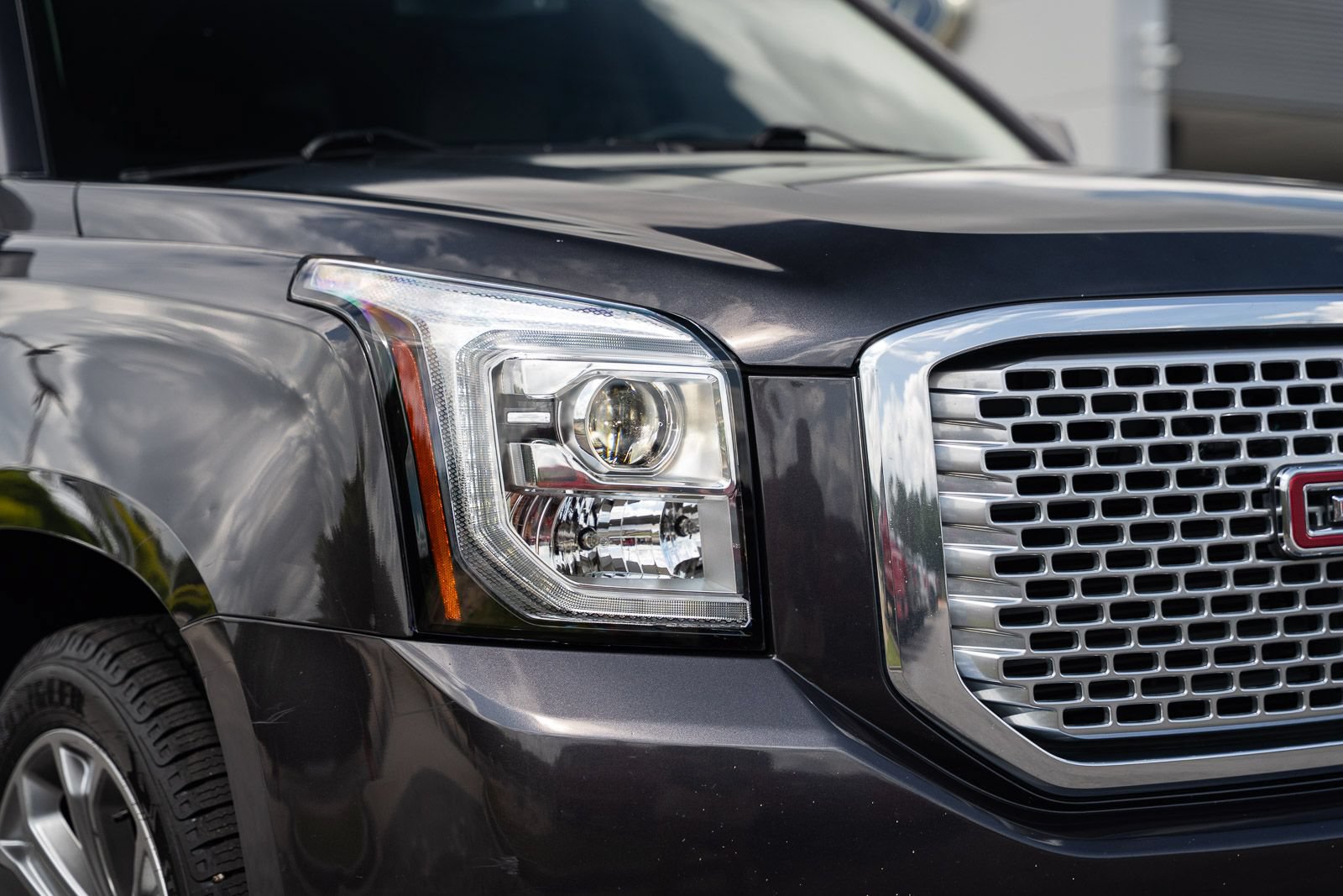 Used 2017 GMC Yukon Denali w/ Open Road Package RWD image 10