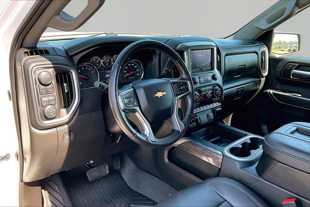 Used 2021 Chevrolet Silverado 1500 LTZ w/ Z71 Off-Road Package AWD/4WD image 14