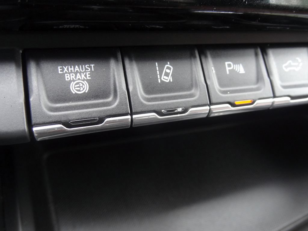 Used 2024 GMC Sierra 2500 Denali Ultimate w/ Max Trailering Package AWD/4WD image 50