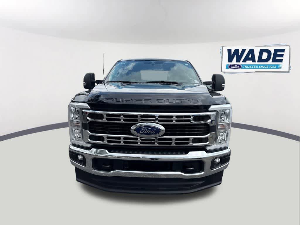 Certified 2025 Ford F250 XLT AWD/4WD image 2