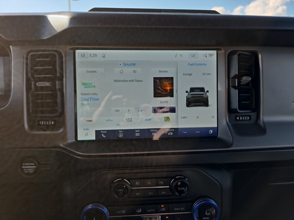 Certified 2022 Ford Bronco Outer Banks AWD/4WD image 32