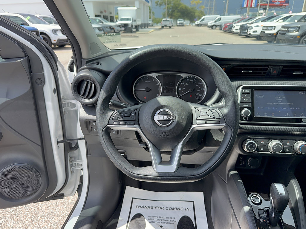 Used 2022 Nissan Kicks S FWD image 30