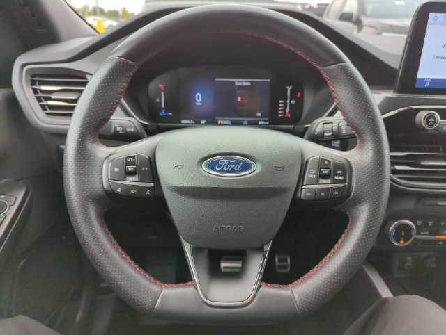 Certified 2024 Ford Escape ST-Line AWD/4WD image 32