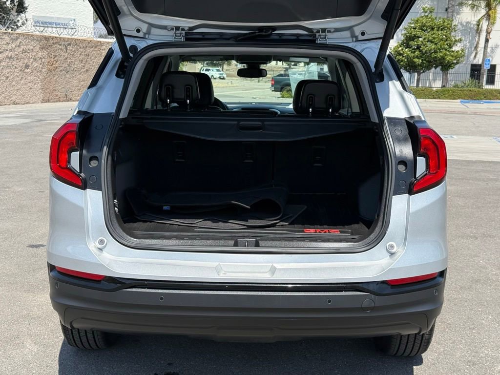 Used 2020 GMC Terrain SLT w/ Preferred Package FWD image 16
