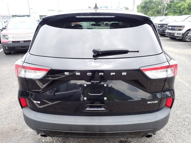 Certified 2022 Ford Escape SE w/ SE Sport Appearance Package AWD/4WD image 6