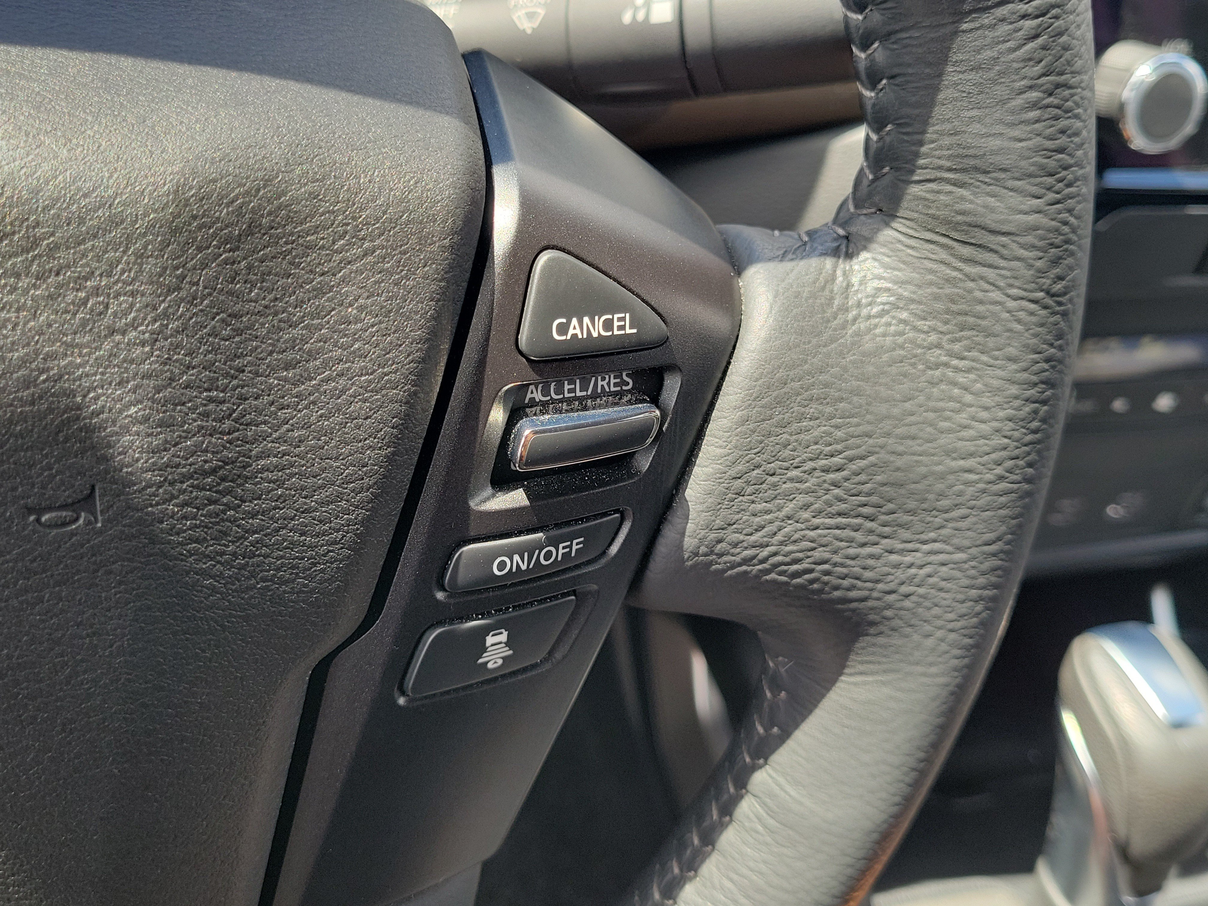 Used 2022 Nissan Frontier SV RWD image 24
