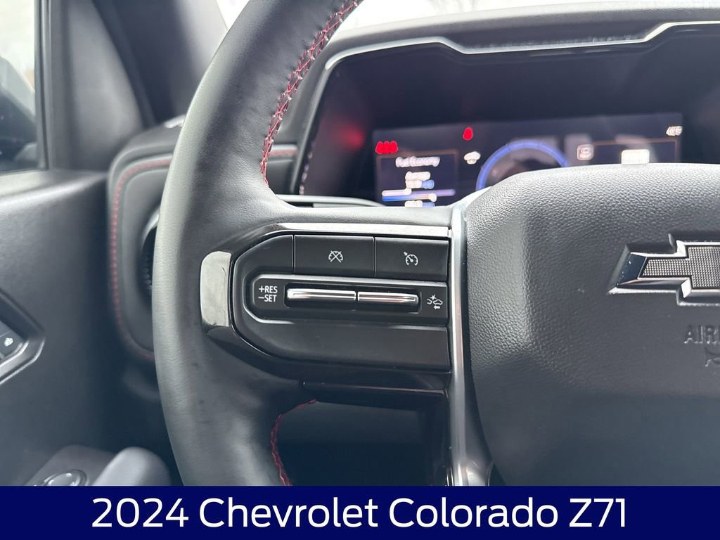 Used 2024 Chevrolet Colorado Z71 w/ Z71 Convenience Package 2 image 19