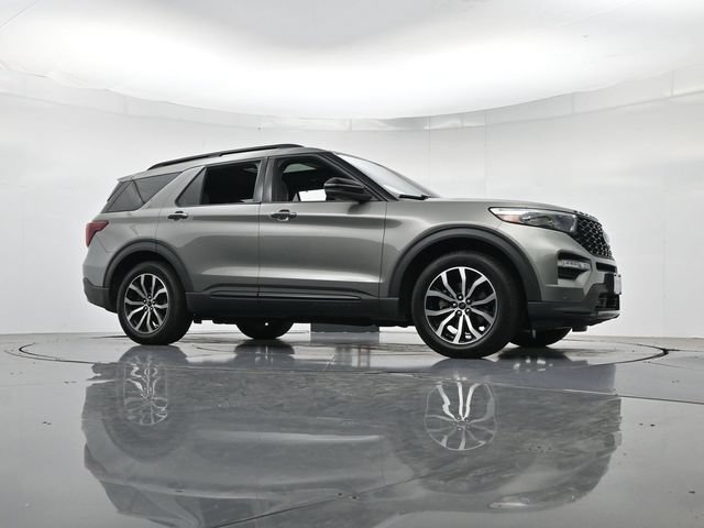 Certified 2020 Ford Explorer ST w/ Premium Technology Package AWD/4WD image 39
