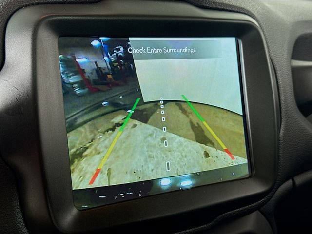 Used 2022 Jeep Renegade Latitude w/ Convenience Group image 14