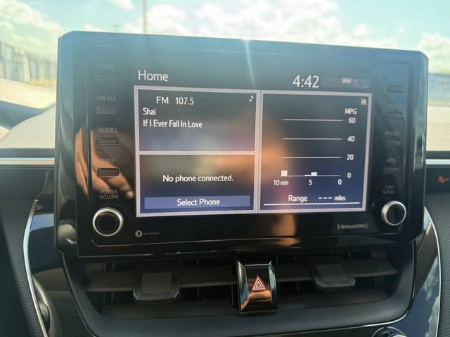 Used 2022 Toyota Corolla LE FWD image 7
