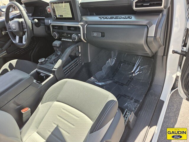 Used 2026 Toyota Tacoma TRD Sport AWD/4WD image 17