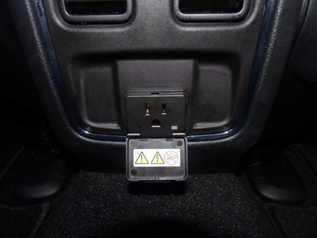 Used 2022 Jeep Grand Cherokee Laredo X AWD/4WD image 12