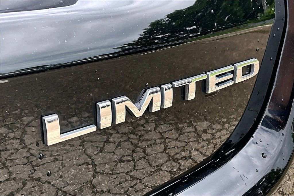 Used 2022 Jeep Compass Limited AWD/4WD image 8