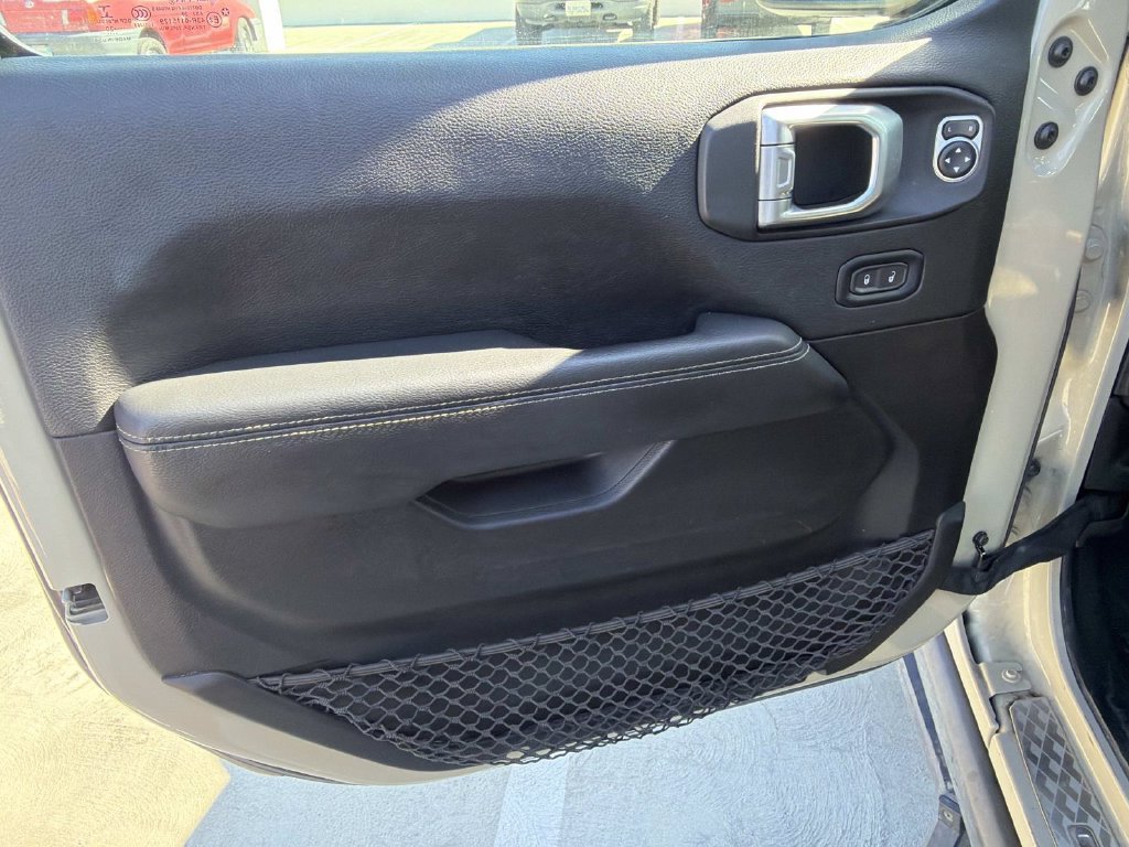 Used 2020 Jeep Gladiator Rubicon AWD/4WD image 14