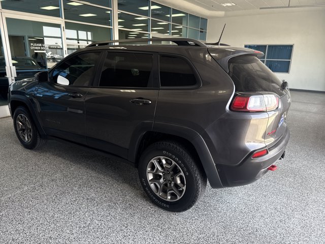 Used 2021 Jeep Cherokee Trailhawk w/ Sun, Sound & Nav Group AWD/4WD image 4