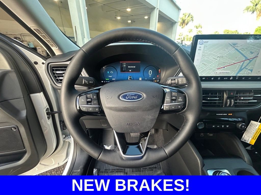 Certified 2024 Ford Escape SE w/ PHEV Premium Package image 16