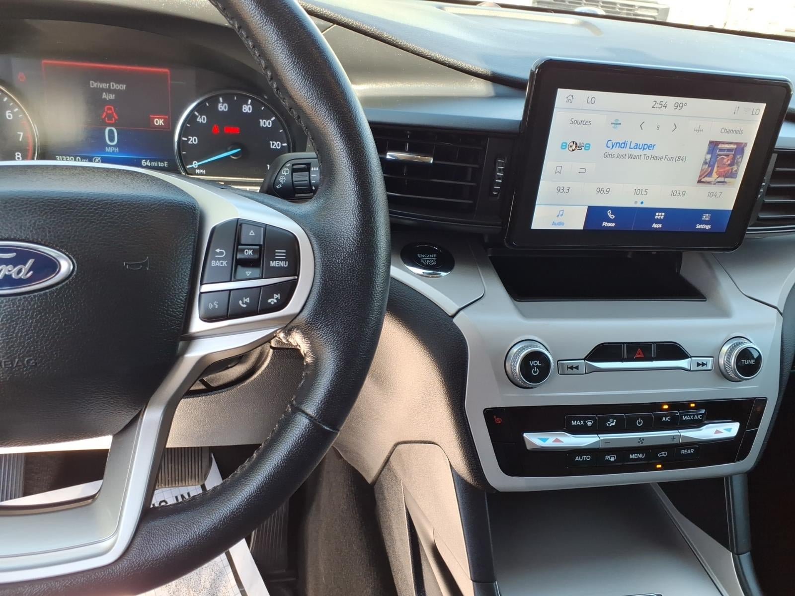 Certified 2023 Ford Explorer XLT RWD image 29