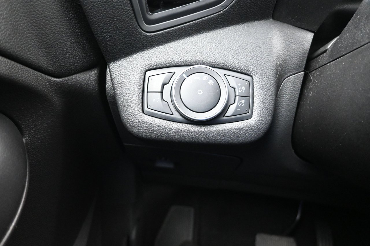 Certified 2019 Ford Escape SE AWD/4WD image 28