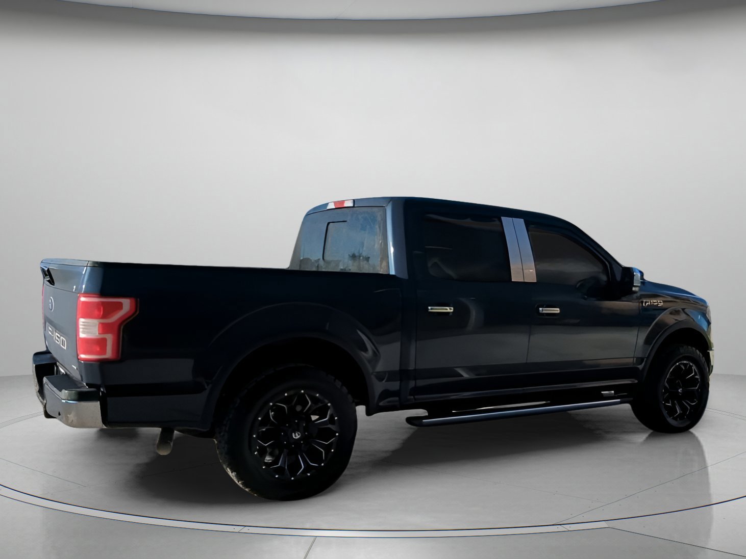 Certified 2019 Ford F150 XLT w/ Equipment Group 302A Luxury image 22