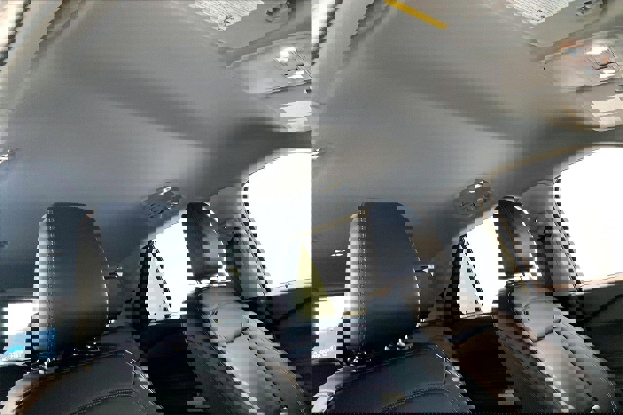 Certified 2024 Ford Explorer XLT w/ Equipment Group 202A image 27