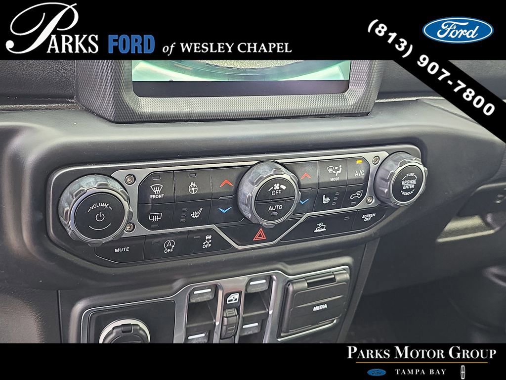 Used 2022 Jeep Wrangler Unlimited Sahara w/ LED Lighting Group image 21