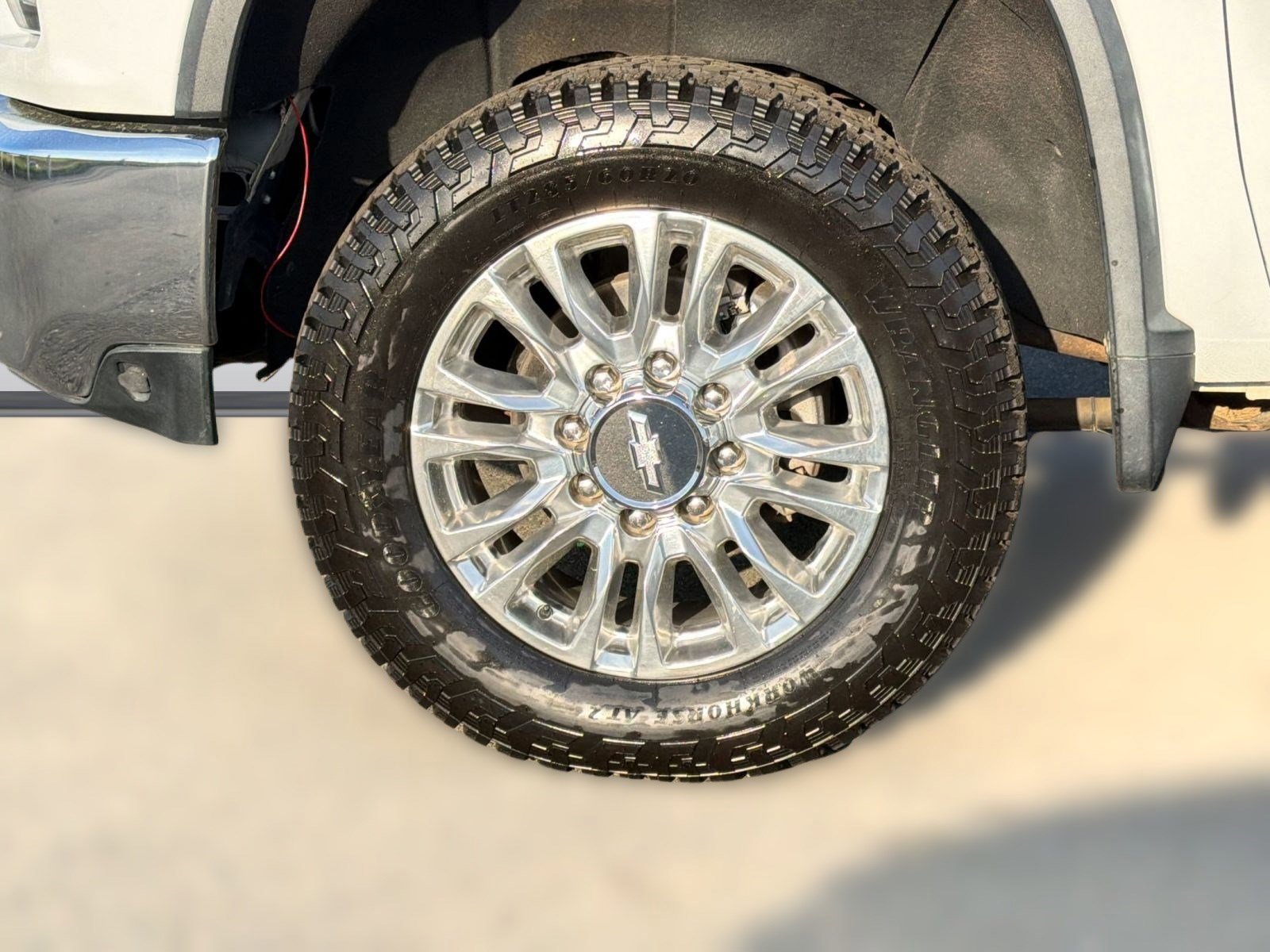 Used 2020 Chevrolet Silverado 2500 High Country w/ Technology Package image 12