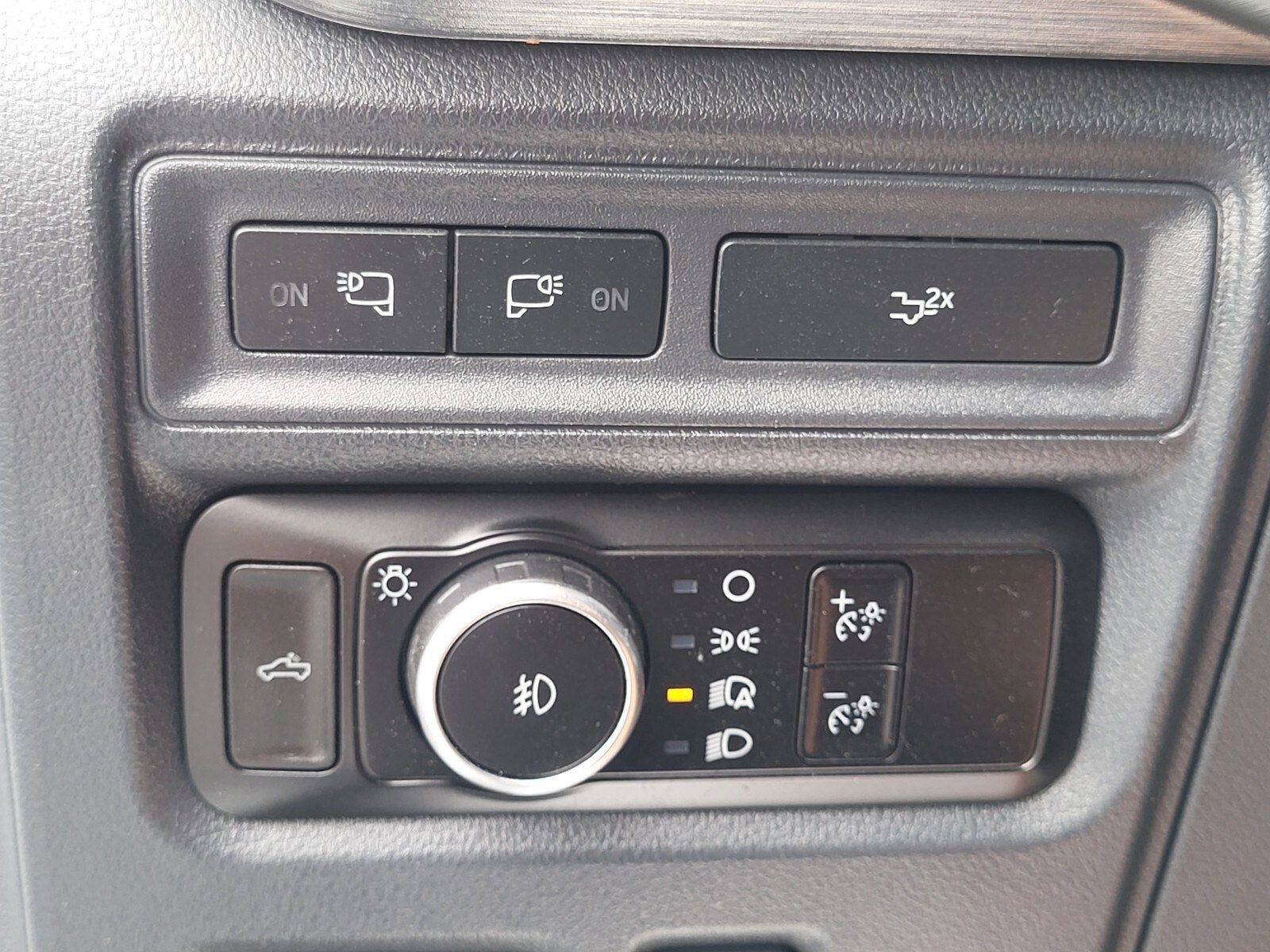 Certified 2023 Ford F150 Lariat AWD/4WD image 24